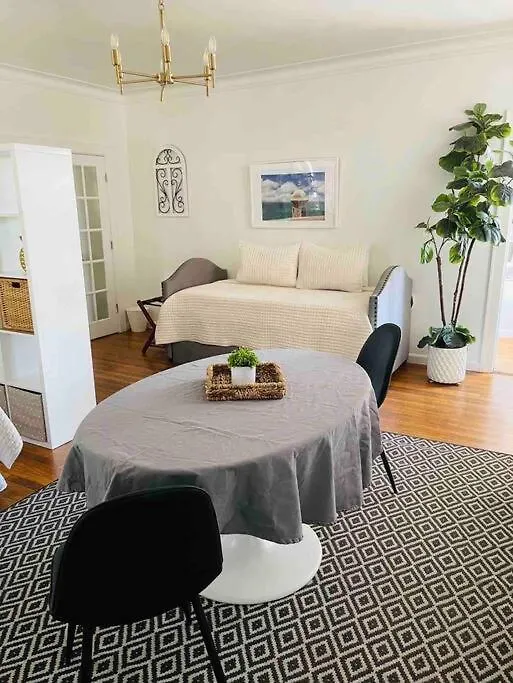 Private Rooms In Townhouse W 2 Baths Fq Beds 1-3Ppl 뉴욕